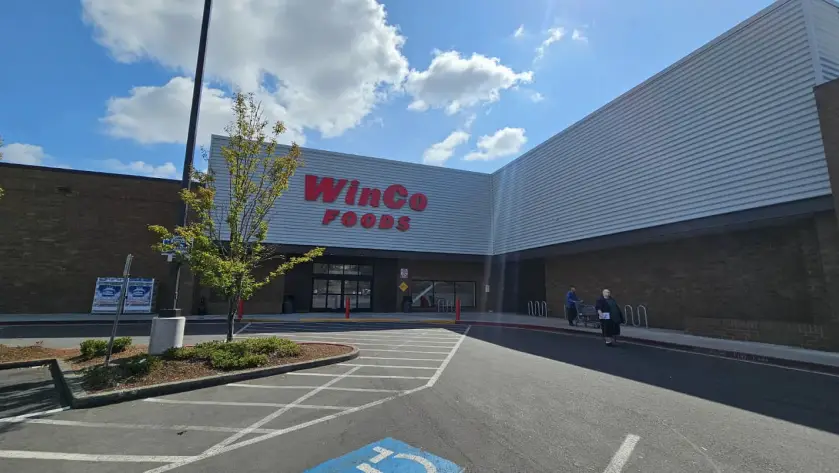 Photo of grocery store entrance